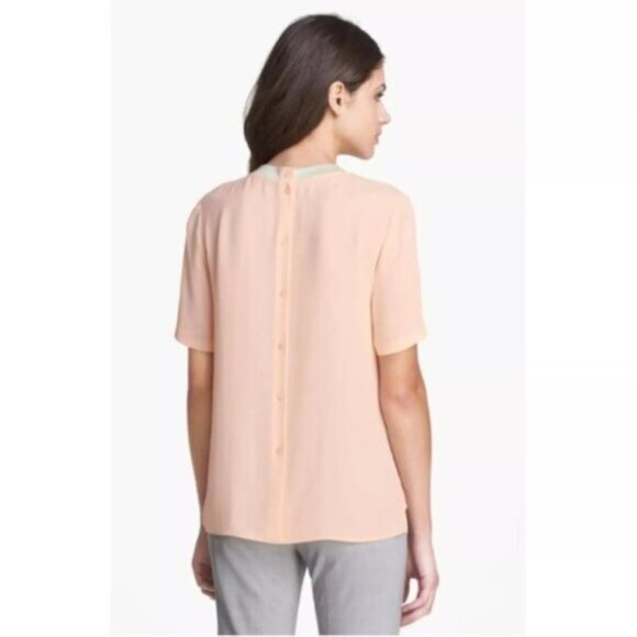 Theory NEW Klima Silk Button Back Silk Tee Blouse Geo Print Minimalist Neutral M - Picture 3 of 16
